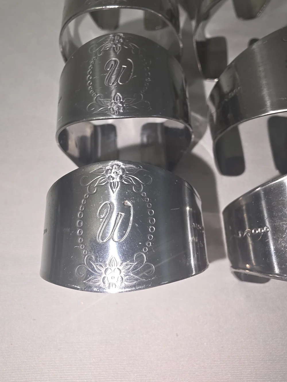 Custom Craft Stainless Steel Silver Napkin Rings with 'W' Monogram - Set of 8